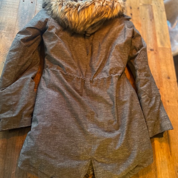 Aritzia Community Parka in heather grey - Picture 2 of 3